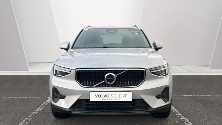 Volvo XC40 2.0 B3P Core 5dr Auto Petrol Estate